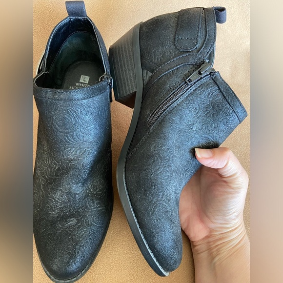 White Mountain Boots Womens Davenport Ankle Bootie Black Buckle Heels 9M - Picture 7 of 11